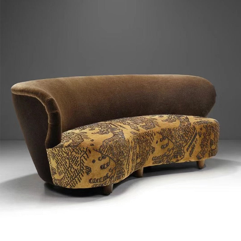 French Retro Living Room Jacquard Curved Sofa Imported Tiger Print Fabric Sofa Popular Niche Homestay Designer Style