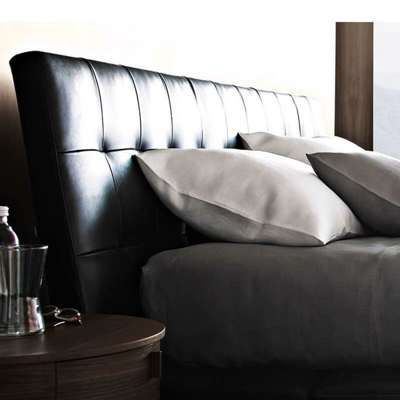 Italian Minimalist Villa large Flat Poliform Onda Bed Bedroom Leather Double Bed
