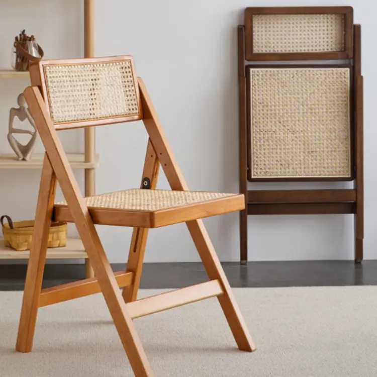 Customized  Nordic Luxury Vintage Rattan Chair Balcony Leisure Chair Storage Convenient Household Armchair Solid Wood Rattan Folding Chair